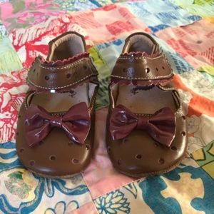 Robeez Mary Janes 18-24M